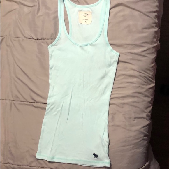 Abercrombie medium tank top - Picture 3 of 3